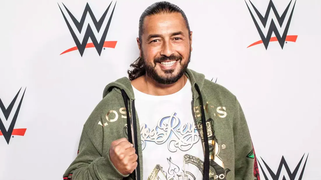 Moundir : ému aux larmes en évoquant sa période de réanimation après avoir contracté la Covid-19